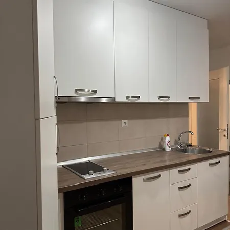 Stay Inn Tuzla Apartment *