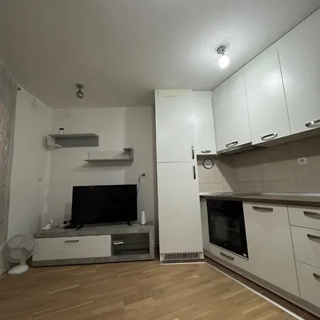 公寓 Stay Inn Tuzla *